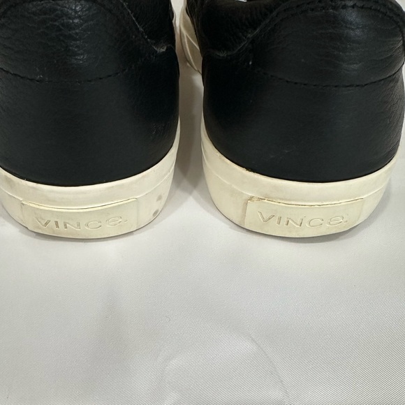 Vince Men’s Black Leather Slip-On Sneakers Size 8M